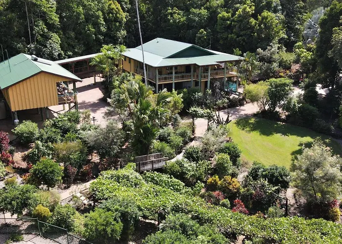 Licuala Lodge