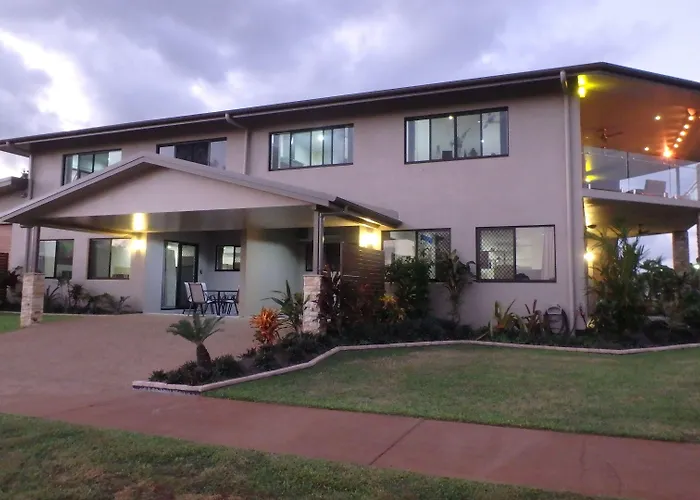 Nautilus Apartments